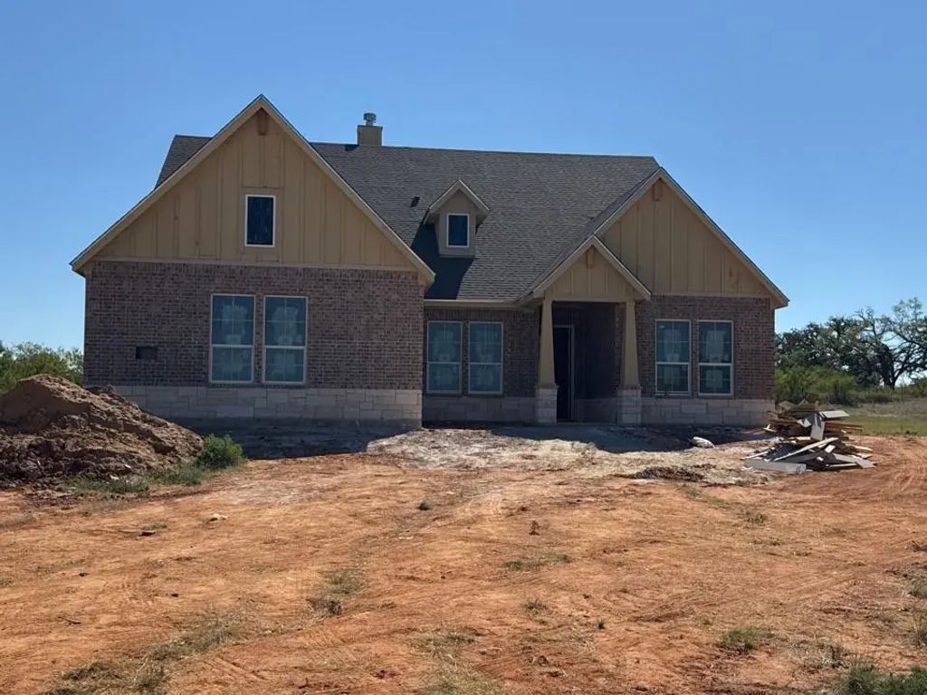 329 Johnny Boy Way, Springtown