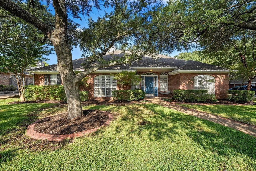 1119 Western Ridge Drive, Waco