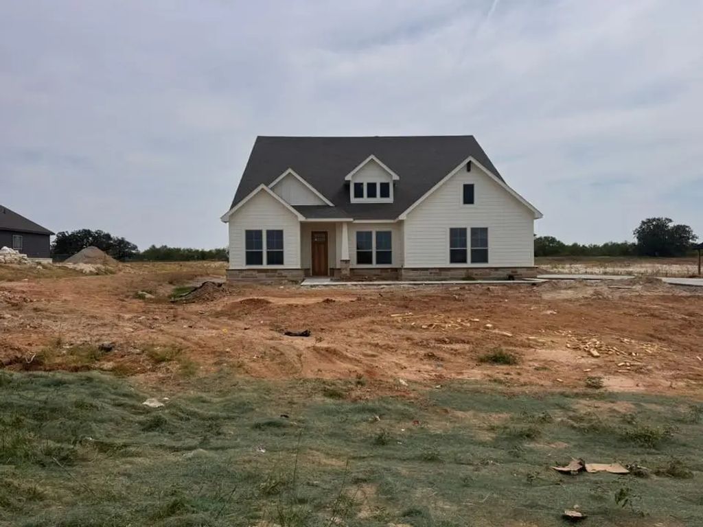 313 Johnny Boy Way, Springtown