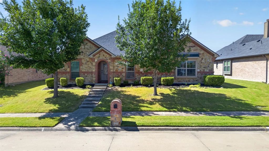 1109 Northwood Lane, Royse City