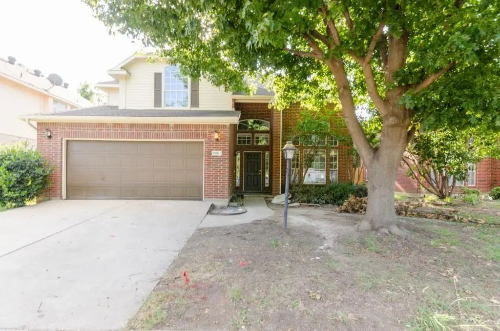 6801 Carrington Drive, Plano