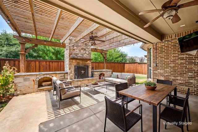 8100 Paisley, The Colony