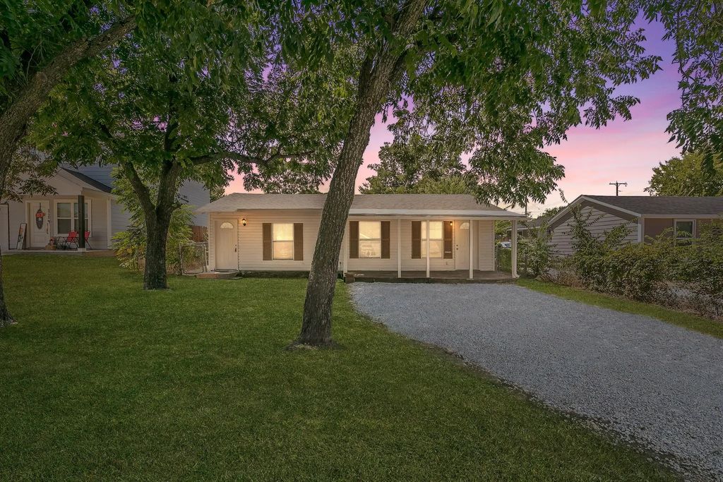 5729 Wellesley Avenue, Fort Worth
