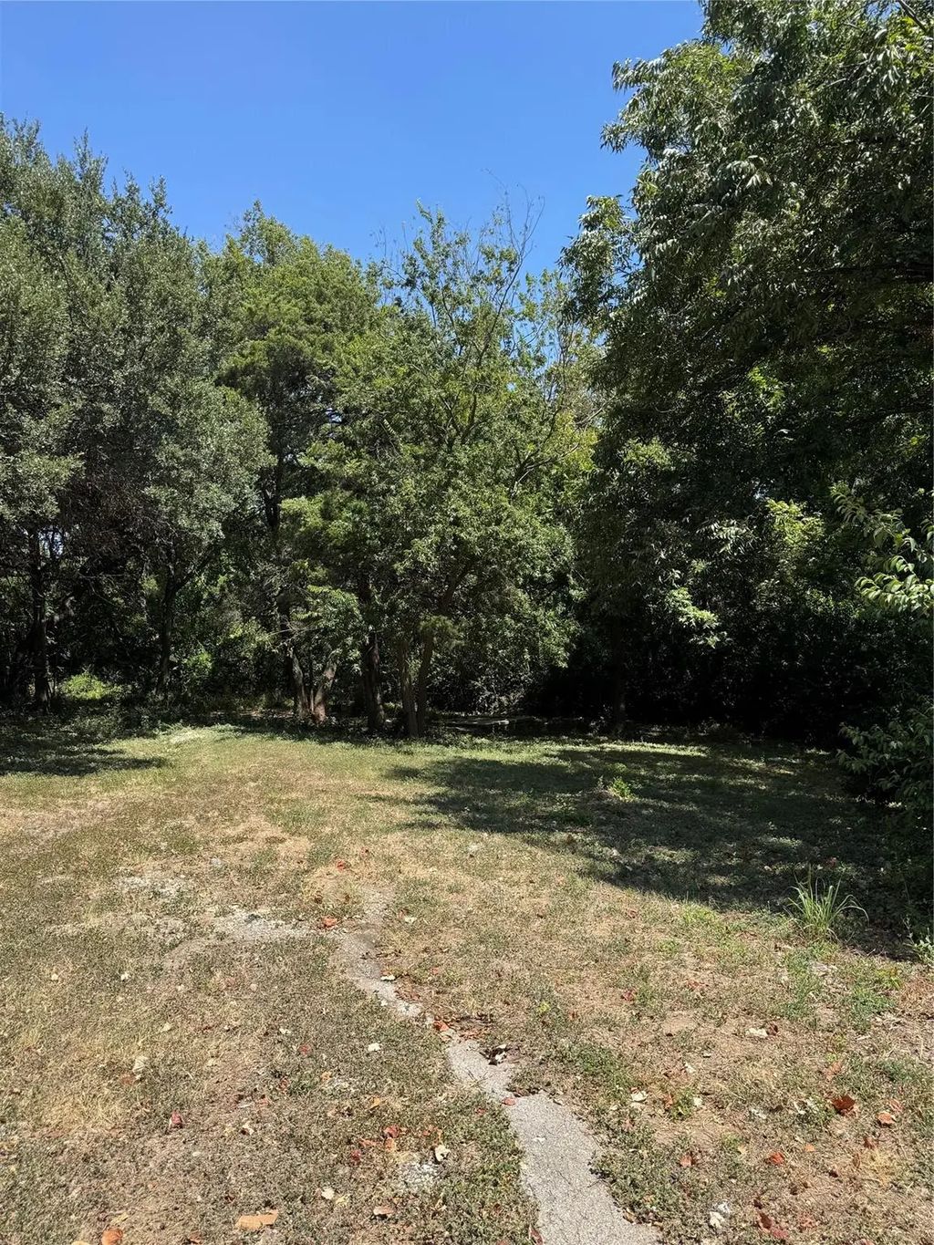 12001 Woodway Drive, Woodway