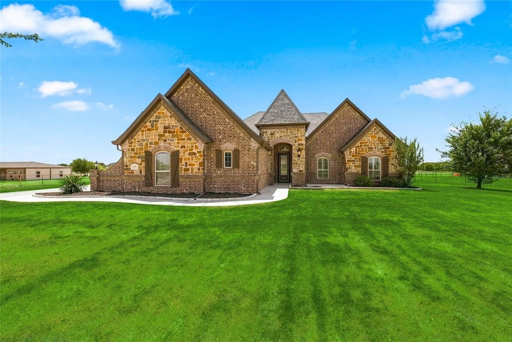 420 Hartley Way Road, Azle