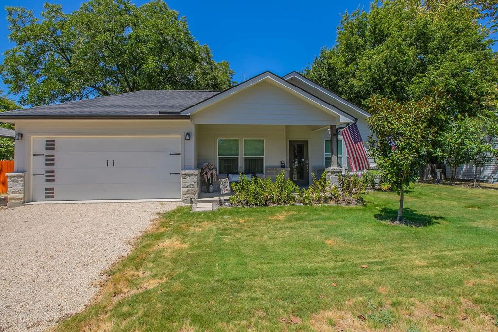 114 Goodwin Lane, Moody
