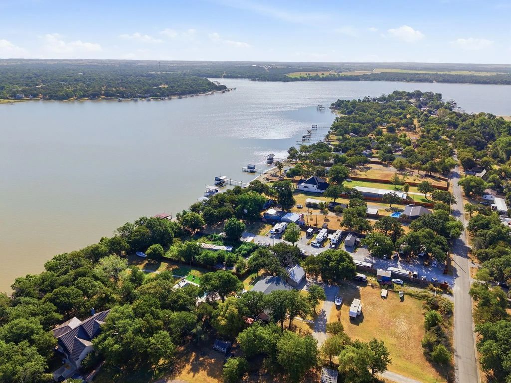 7170 Briar Road, Azle