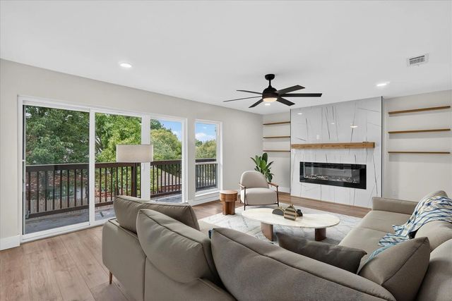 5922 Volunteer Place, Rockwall