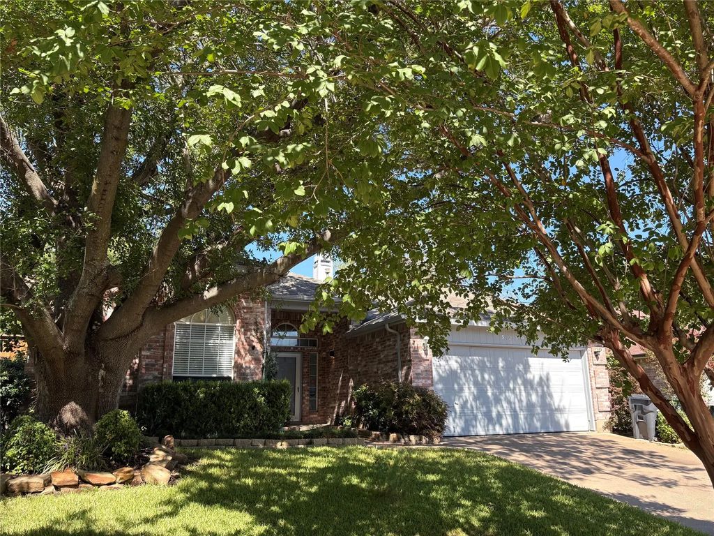 5209 Rio Bravo Drive, Arlington