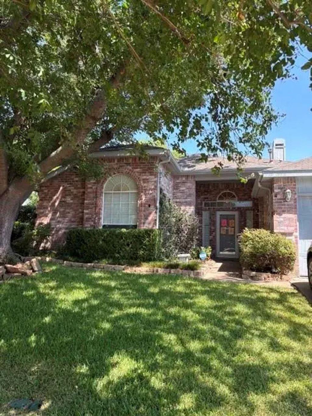 5209 Rio Bravo Drive, Arlington