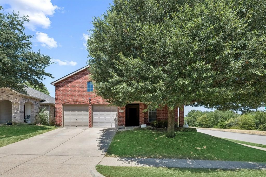 3725 Lazy River Ranch Road, Fort Worth