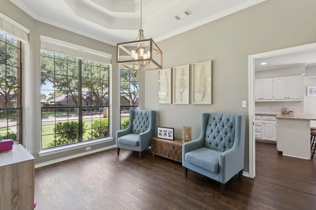 1224 Cloudy Sky Lane, Lewisville