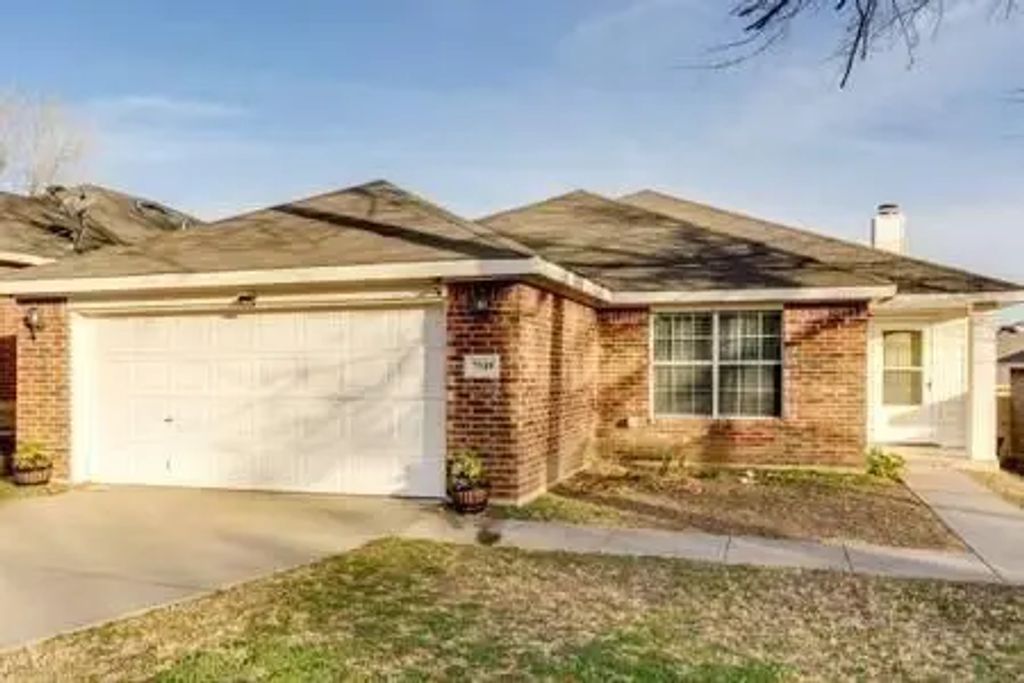7549 Vanessa Drive, Fort Worth