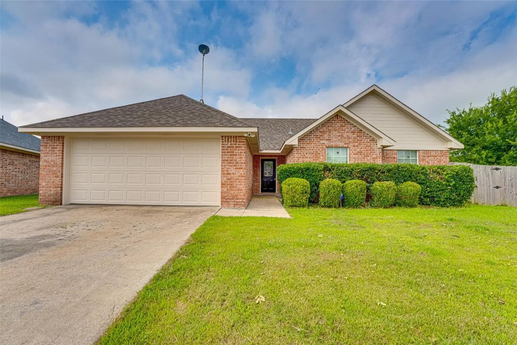 2206 Kaitlyn Circle, Caddo Mills