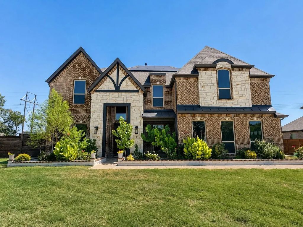 1701 Shamrock Green, Mesquite