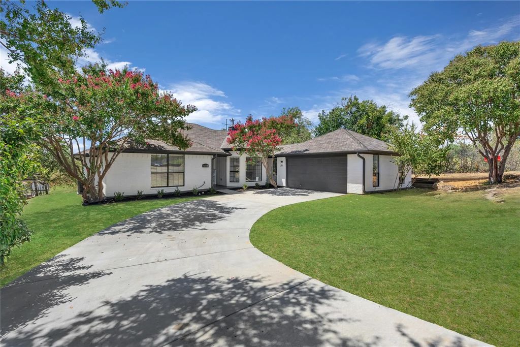 4044 Dorris Road, Irving
