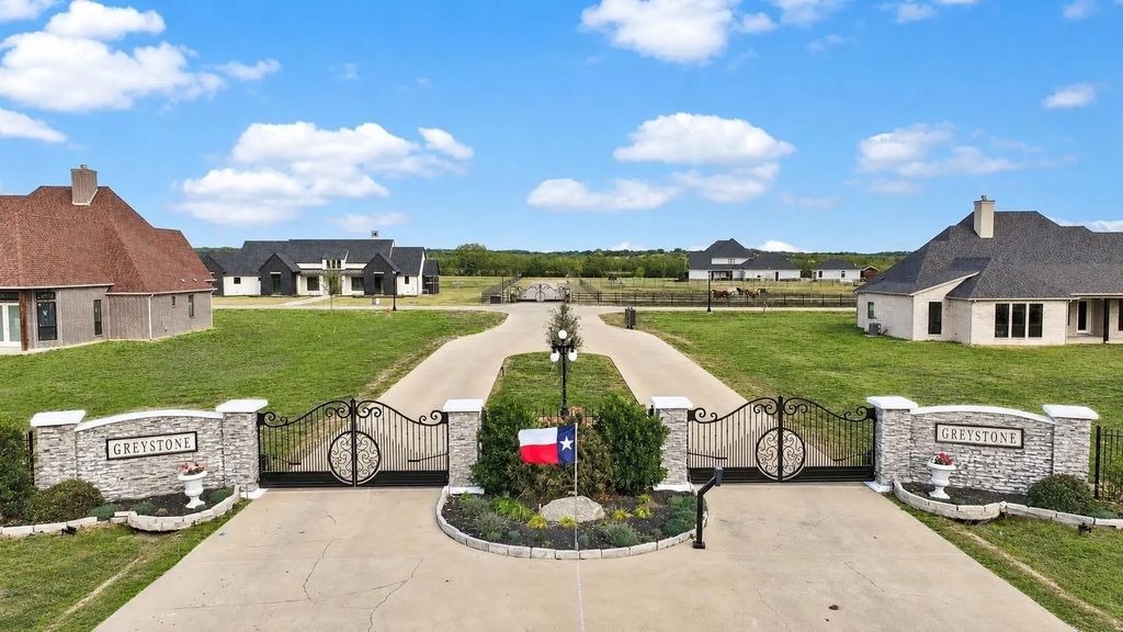 Lot 15a Newstone Court, Waxahachie