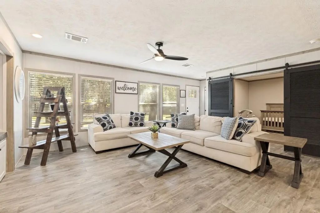 9776 Navajo Lane, Quinlan