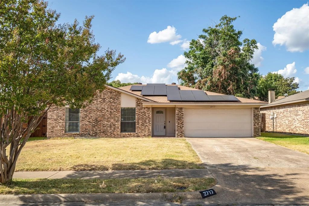 2717 W Oakdale Road, Irving