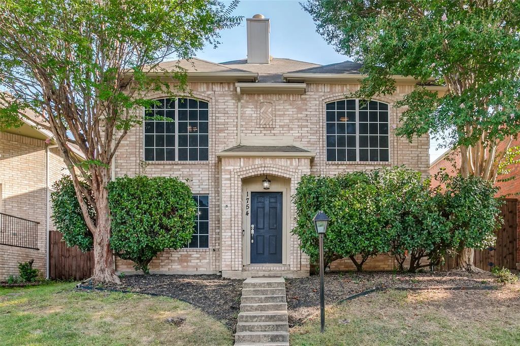 1754 Circle Creek Drive, Lewisville