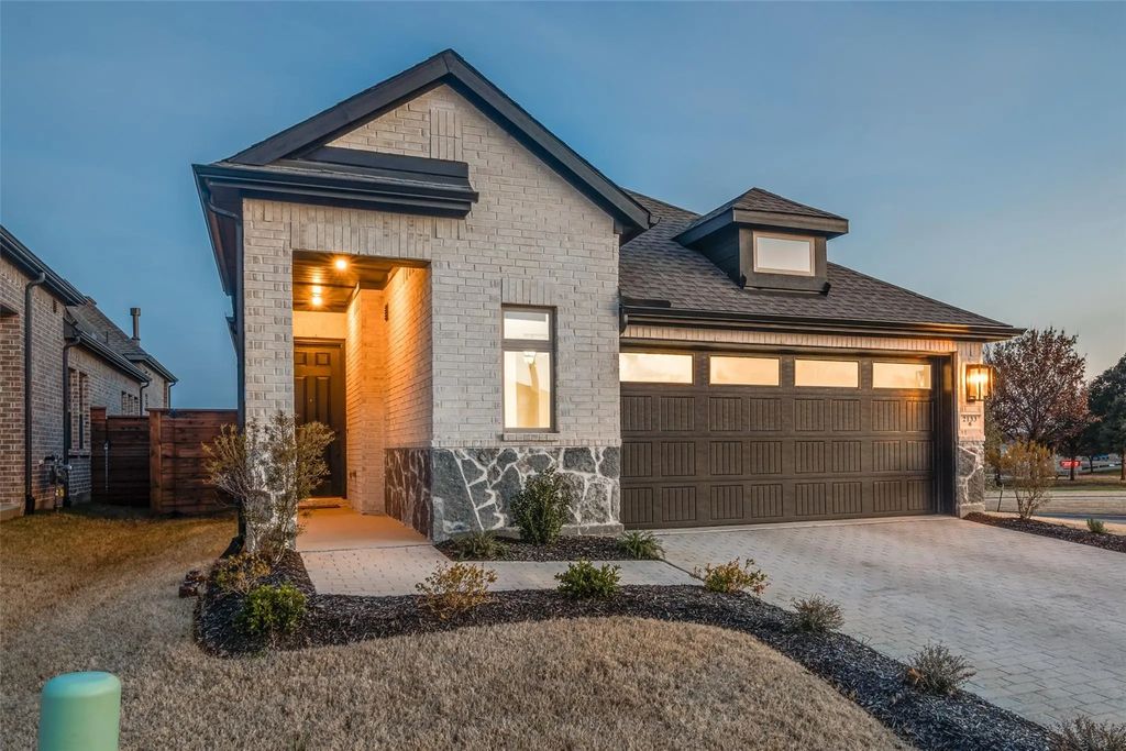 2133 Jade Forest Lane, Mesquite