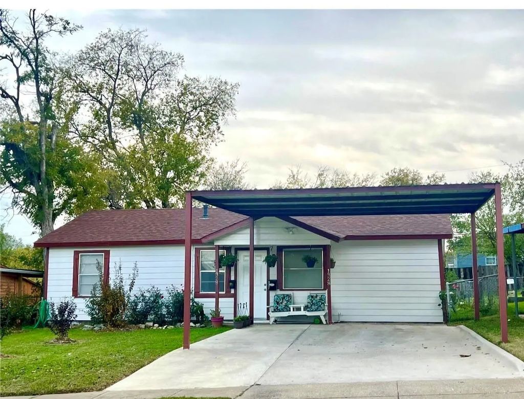 1328 E Jessamine Street, Fort Worth