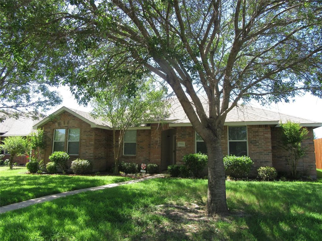 2926 Montague Trail, Wylie