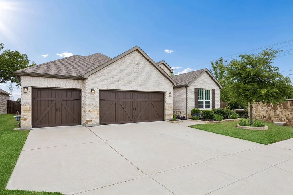 2335 Whitney Lane, Wylie
