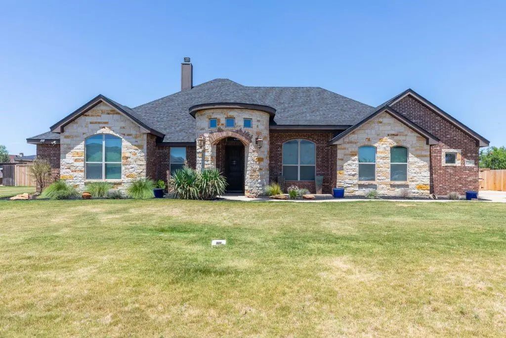 126 Angie Lane, Abilene