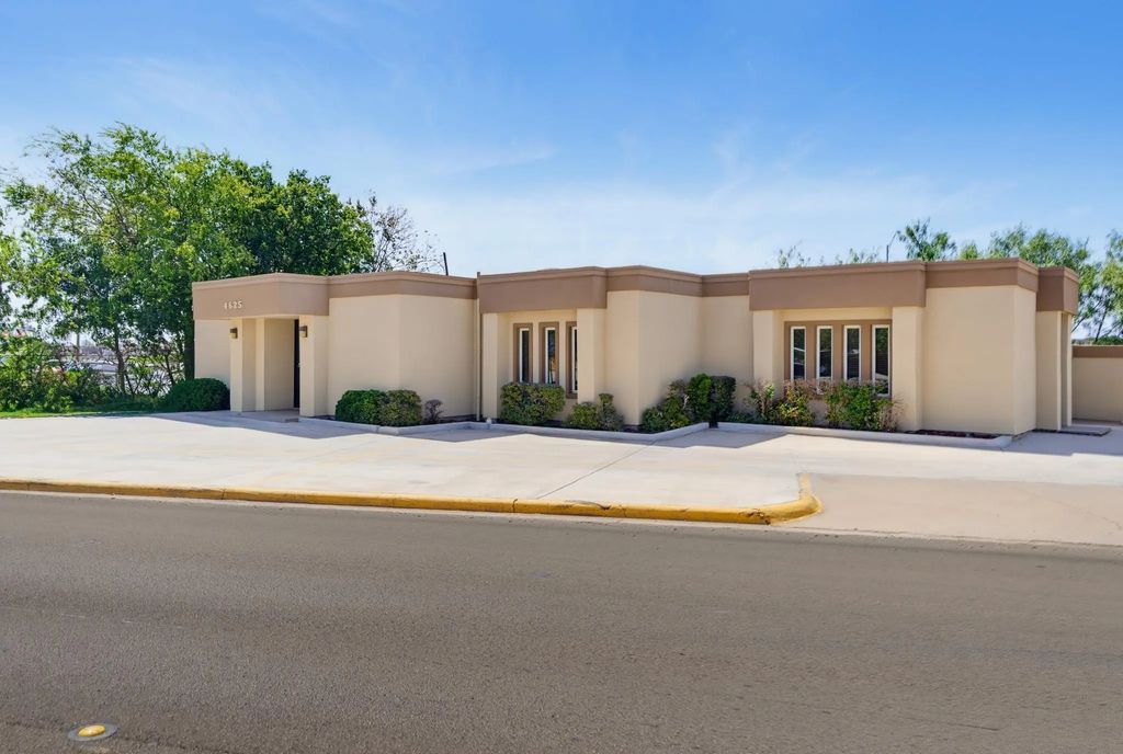 4625 N 1st Street, Abilene
