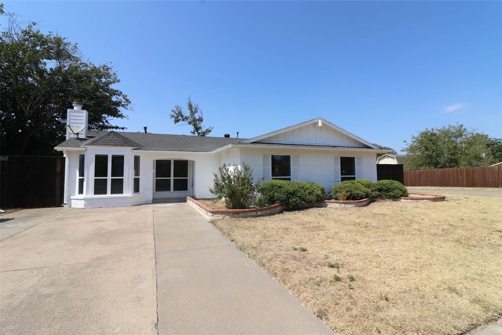 1701 Running River Road, Garland