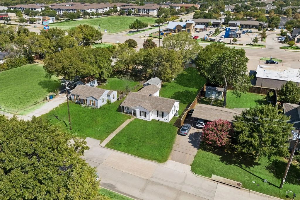 809 E Wall Street, Grapevine