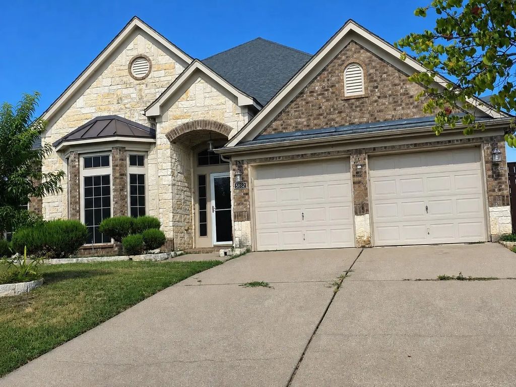 5852 Windy Meadow Lane, Grand Prairie