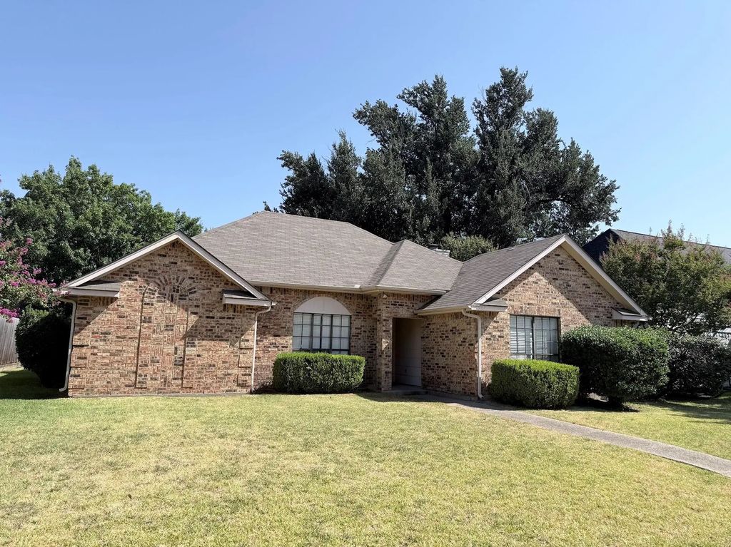 3213 Sailmaker Lane, Plano