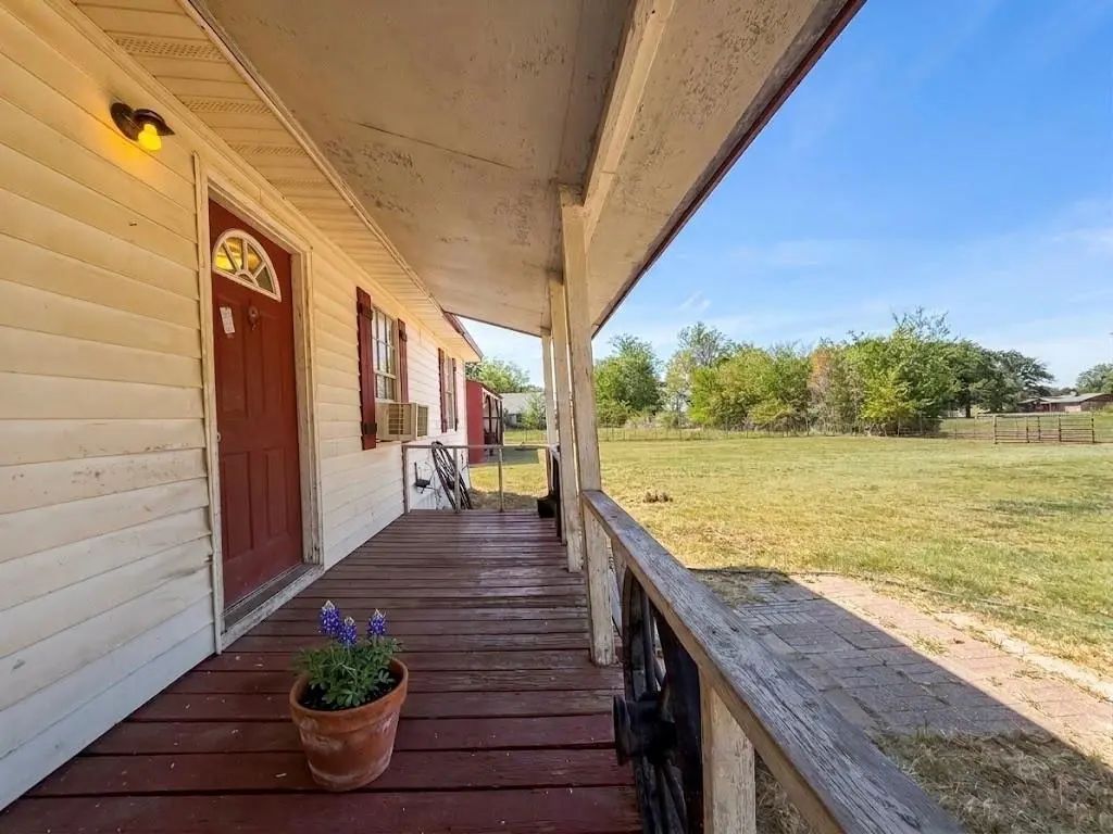 32951 Fm 47, Mabank