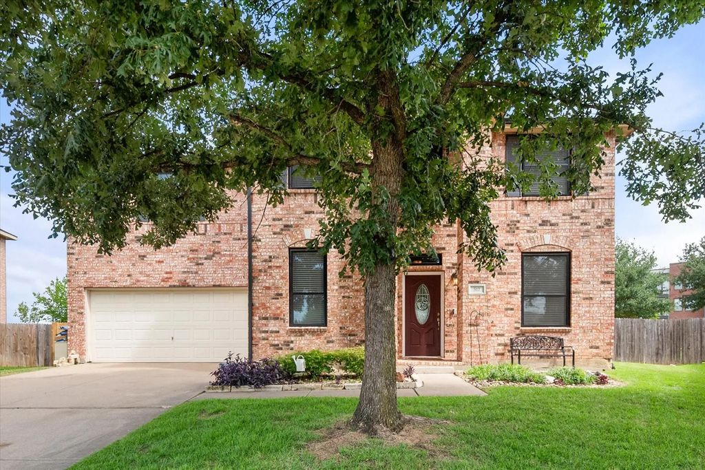517 Zachum Drive, Arlington