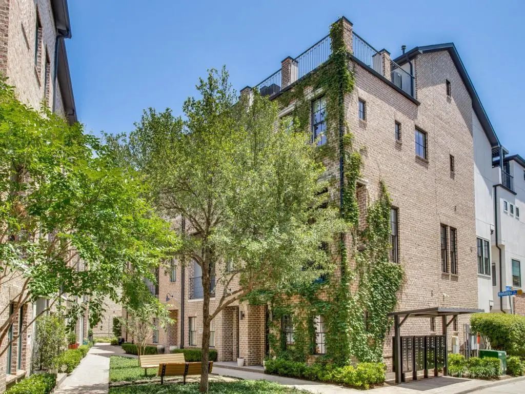 2113 Minehampton Lane, Dallas