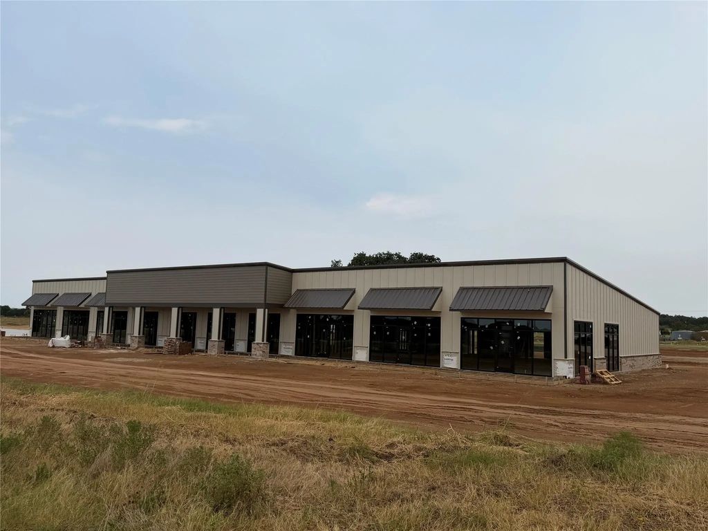 1001 Building 1 Industrial Court 209, Weatherford