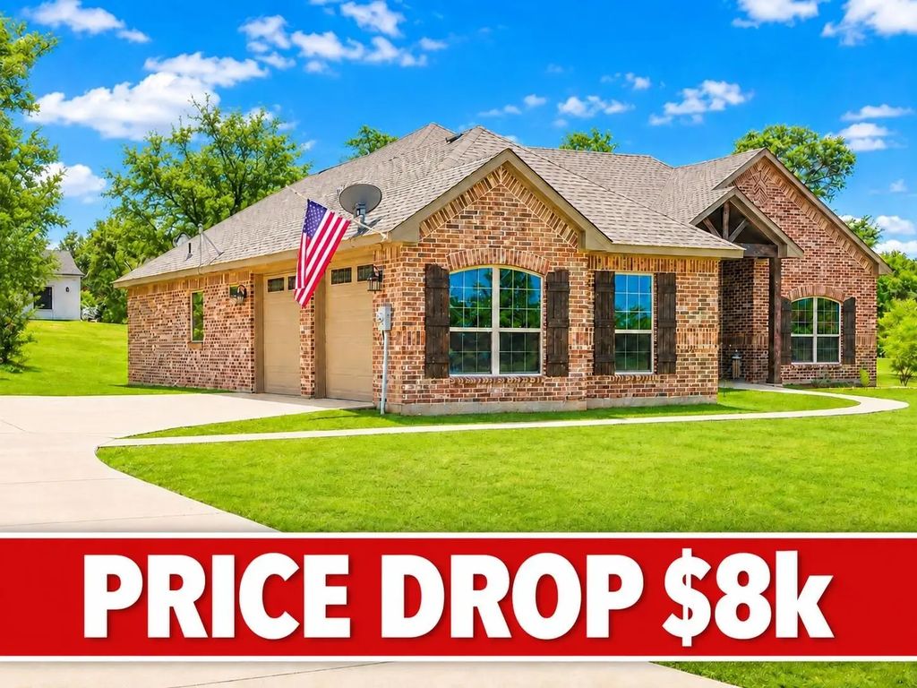 105 Crepe Myrtle, Corsicana
