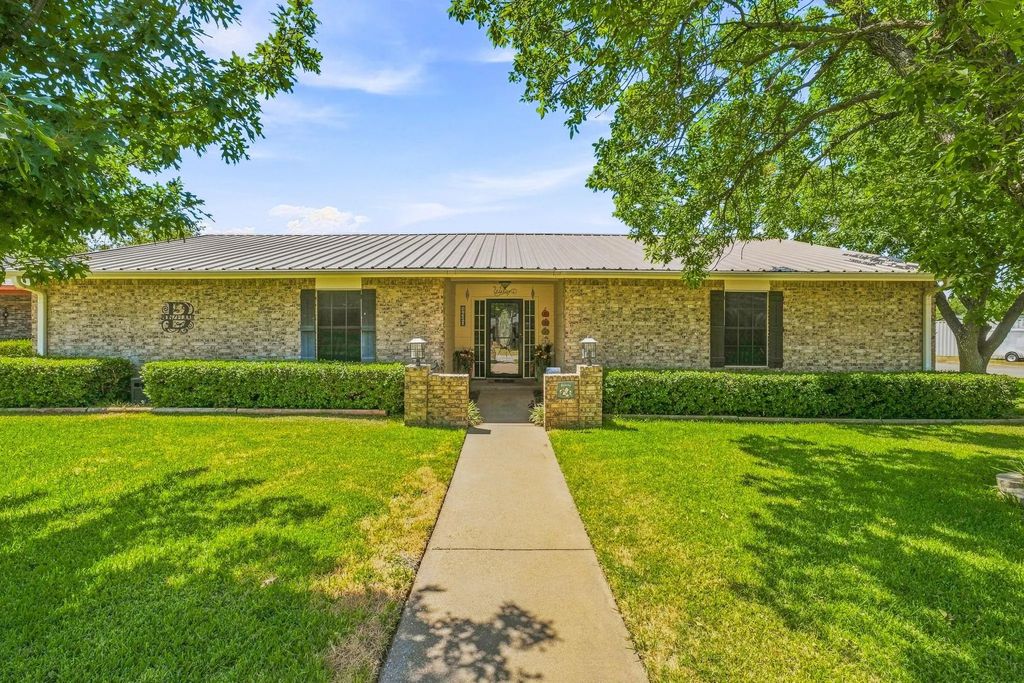 1420 Green Street, Graham
