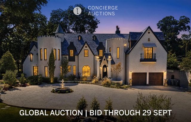 6941 Gaston Avenue, Dallas