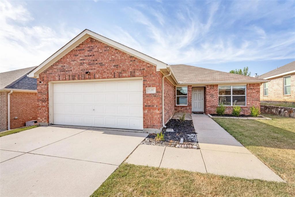 3804 Jade Street, Fort Worth