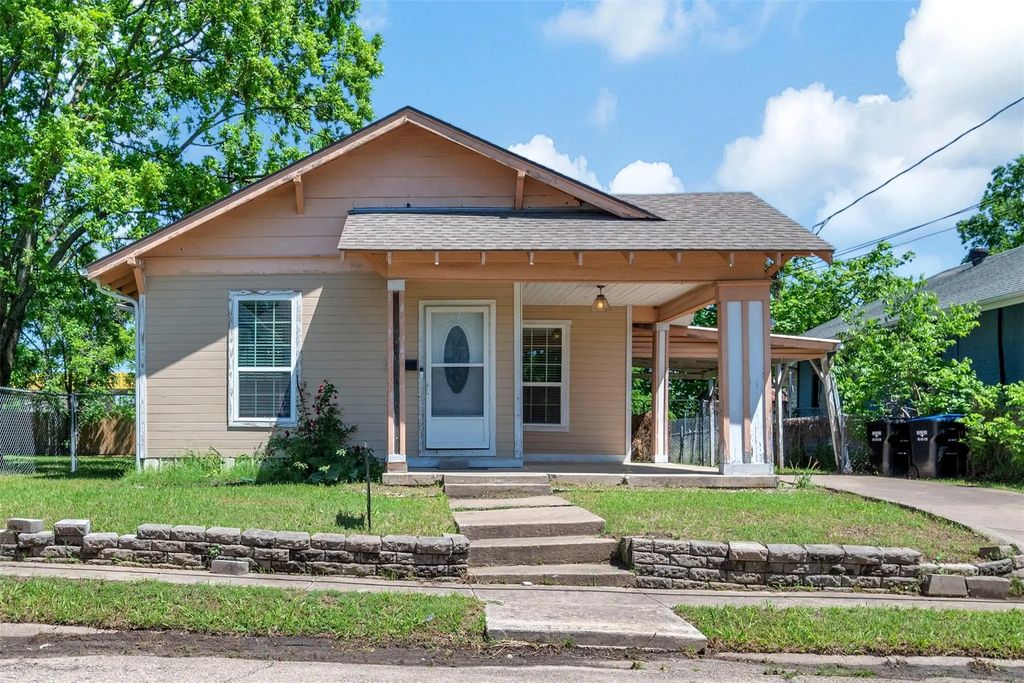 4004 Washington Street, Greenville
