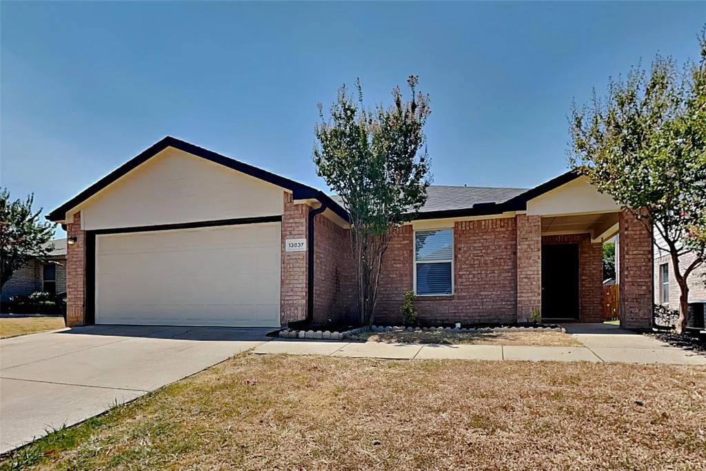 13837 Canyon Ranch Road, Fort Worth