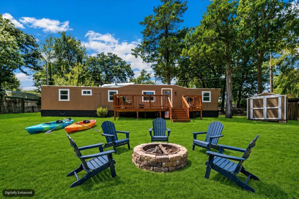 265 Robin Hood Road, Gordonville