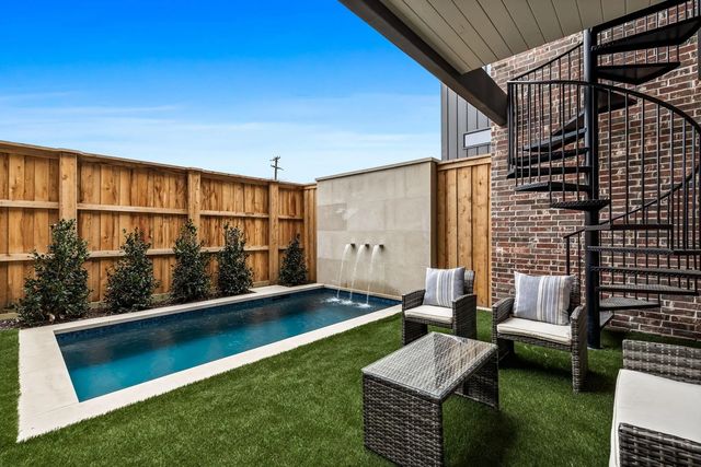 1852 Mecca Street, Dallas