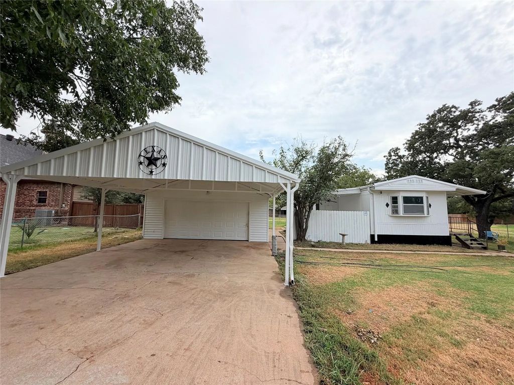7903 Eastland Avenue, Lakeside