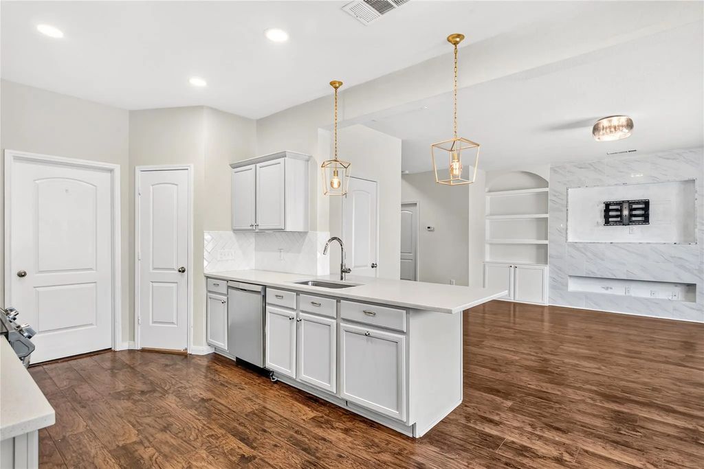 1202 Arizona, Princeton