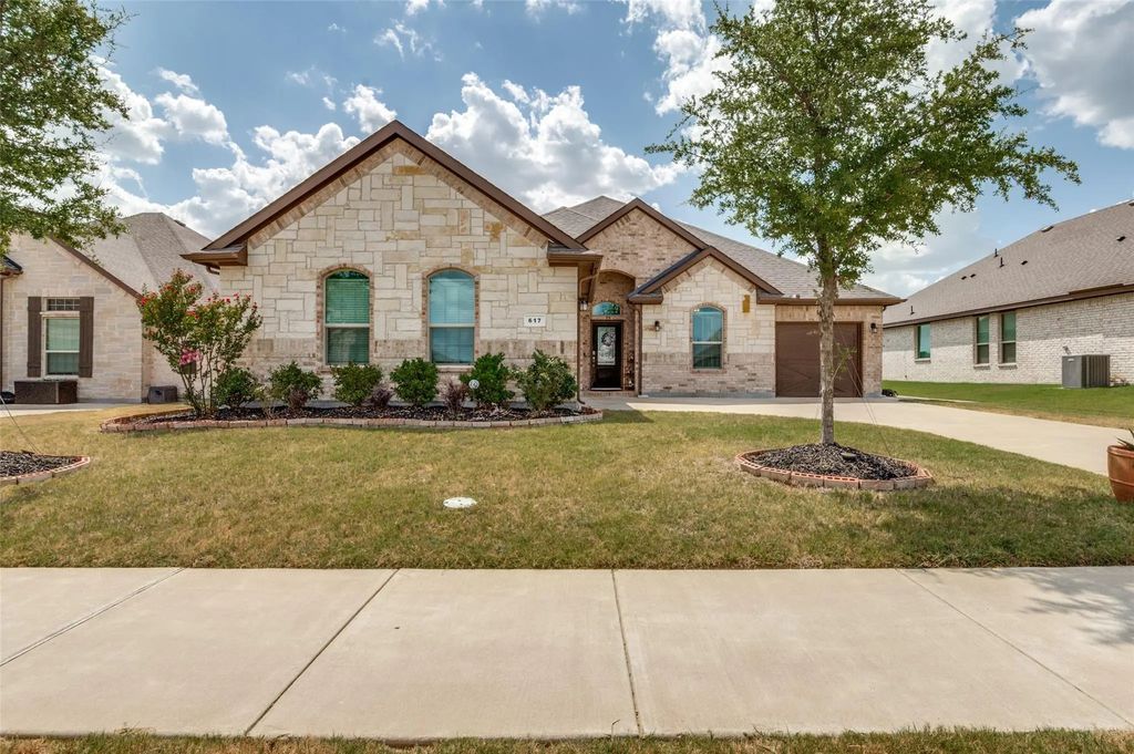 617 Mesquite Grove Road, Midlothian