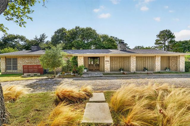 3902 Laramie Drive, Granbury